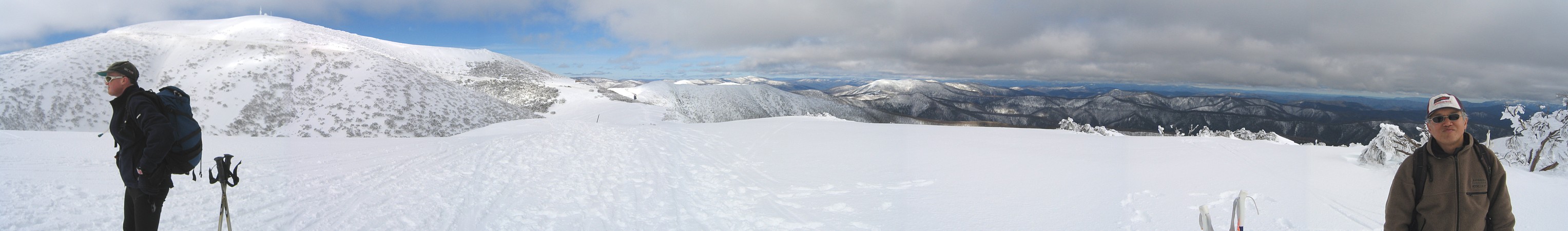Panorama of Mt.Hotham from the start of the razorback